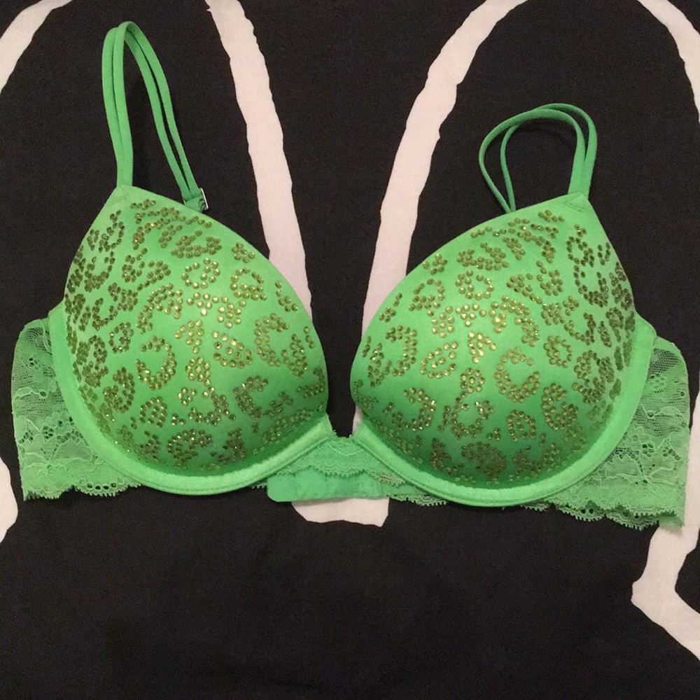 VS Pink Fashion Show Exclusive Bling Bra